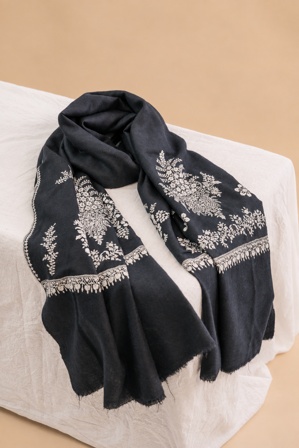 Midnight paldar Shawl