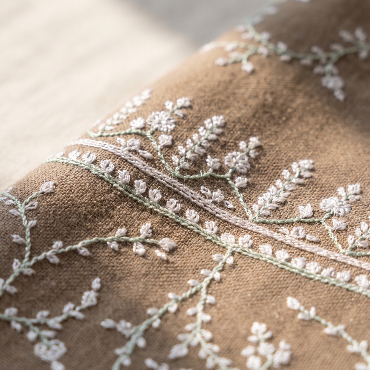 Olive Jaali Shawl