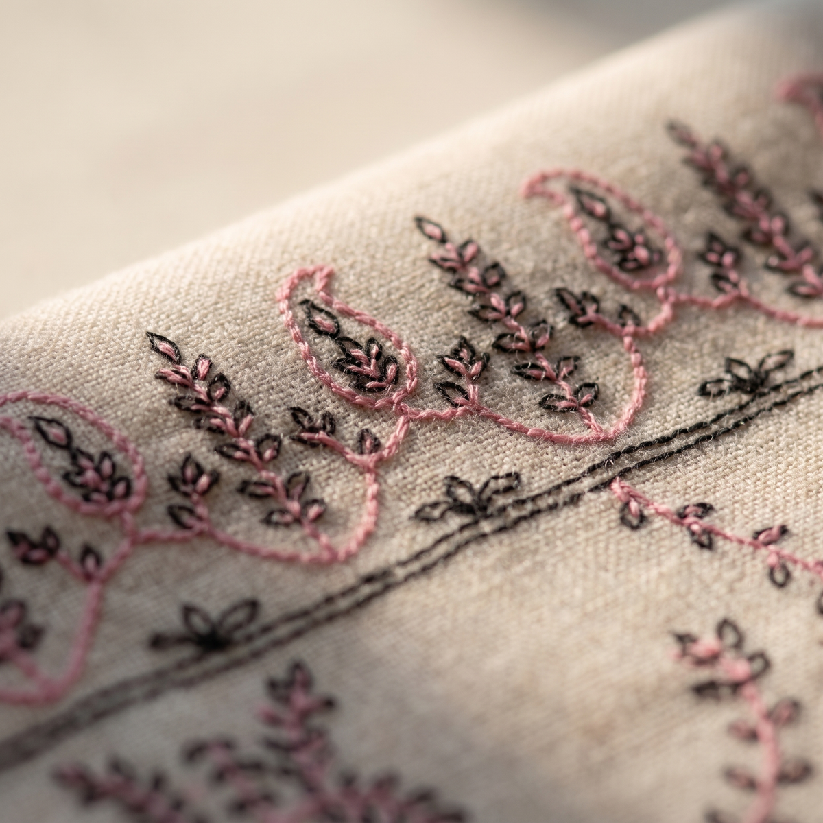 Blush Jaal Shawl